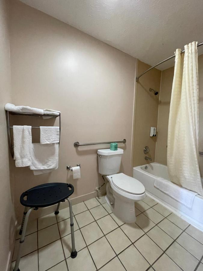 Garden Inn & Suites Hogansville エクステリア 写真