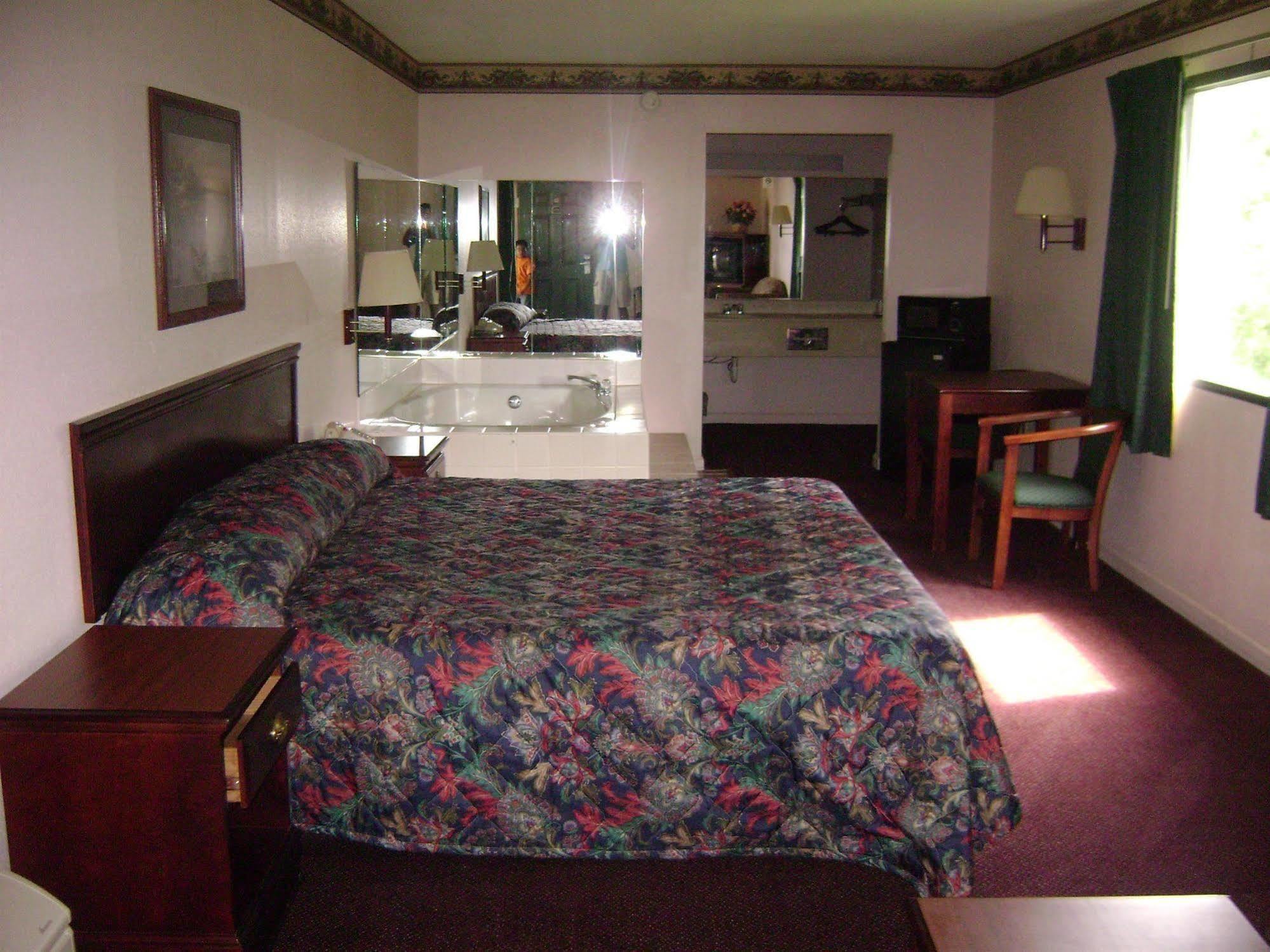 Garden Inn & Suites Hogansville エクステリア 写真